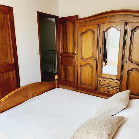Villa En Pleine Nature Le Muy Ngoại thất bức ảnh
