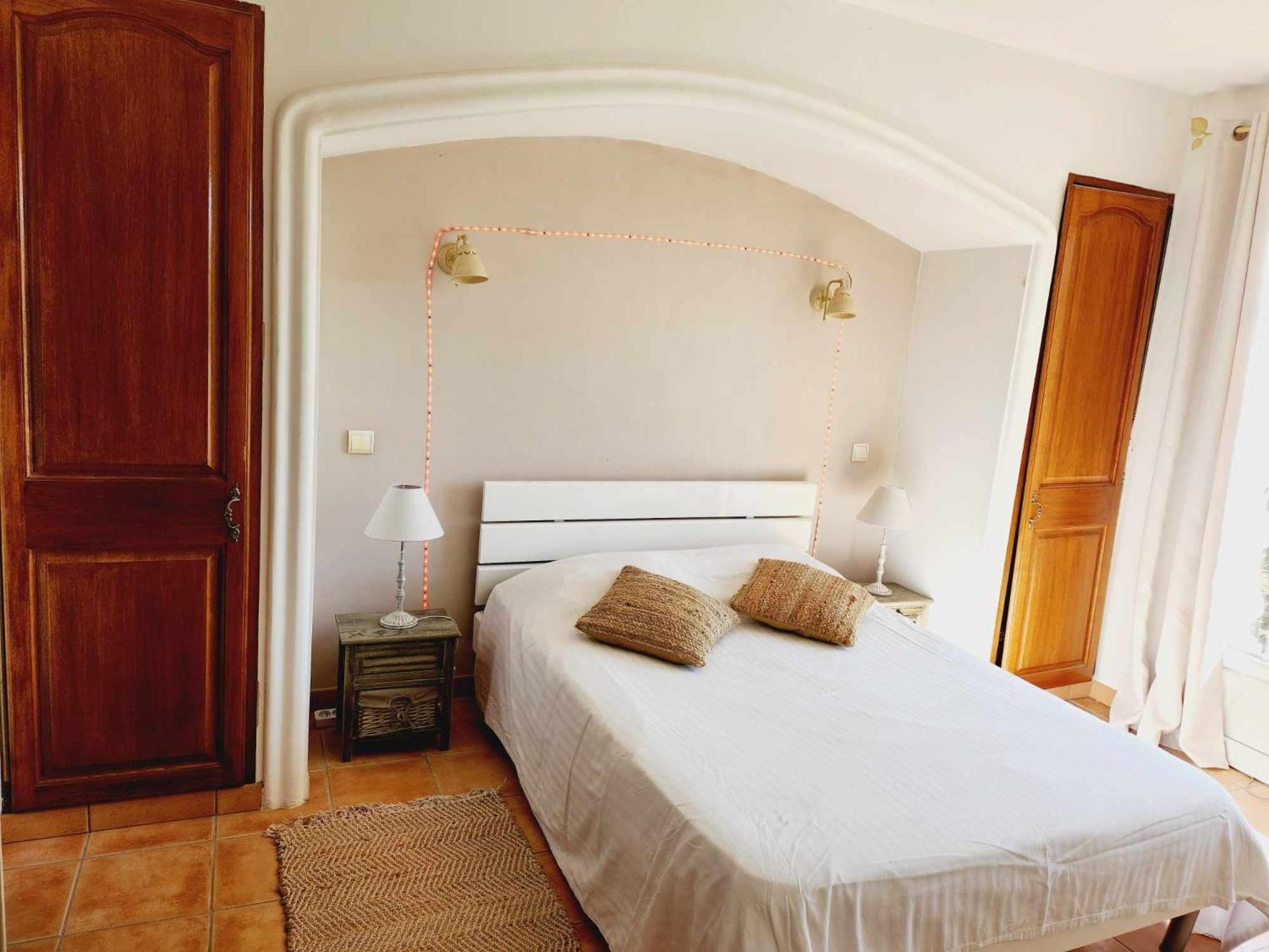 Villa En Pleine Nature Le Muy Ngoại thất bức ảnh