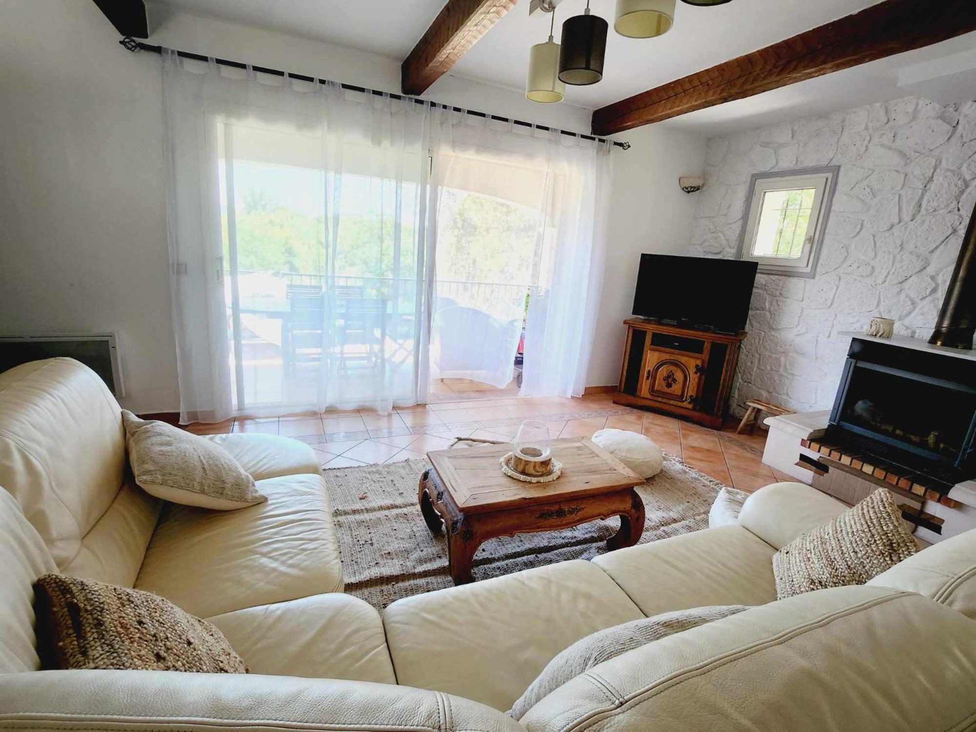 Villa En Pleine Nature Le Muy Ngoại thất bức ảnh
